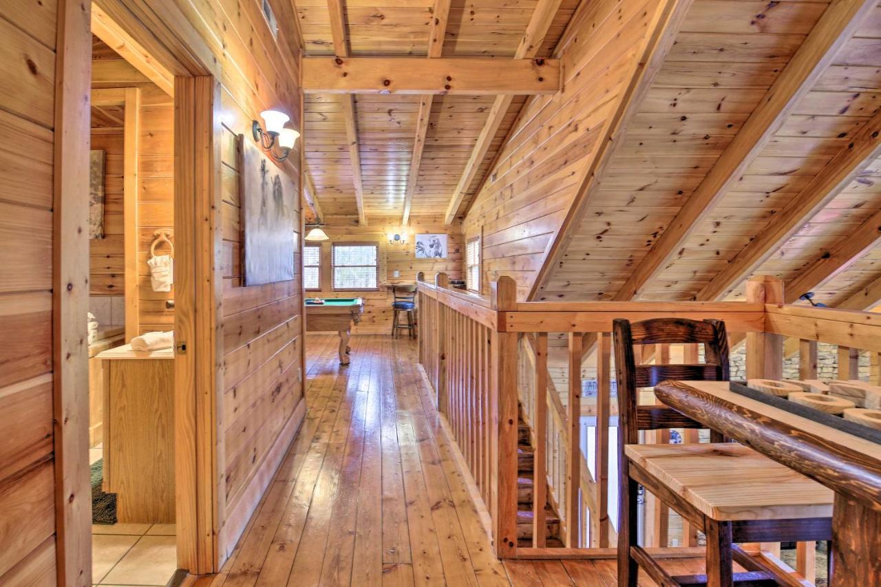 Sevierville Cabin With Deck Minutes To Pigeon Forge エクステリア 写真