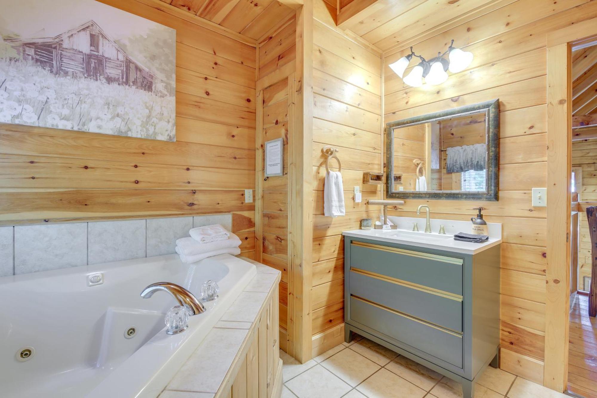 Sevierville Cabin With Deck Minutes To Pigeon Forge エクステリア 写真